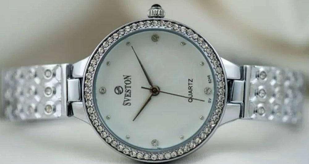 5 Bracelet Watches under 5000 PKR